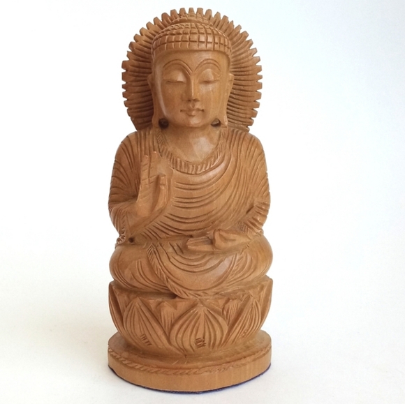 Beautiful Antique/ Vintage Hand Carved Wooden Sitting Buddha on Lotus Flower - Picture 11 of 12
